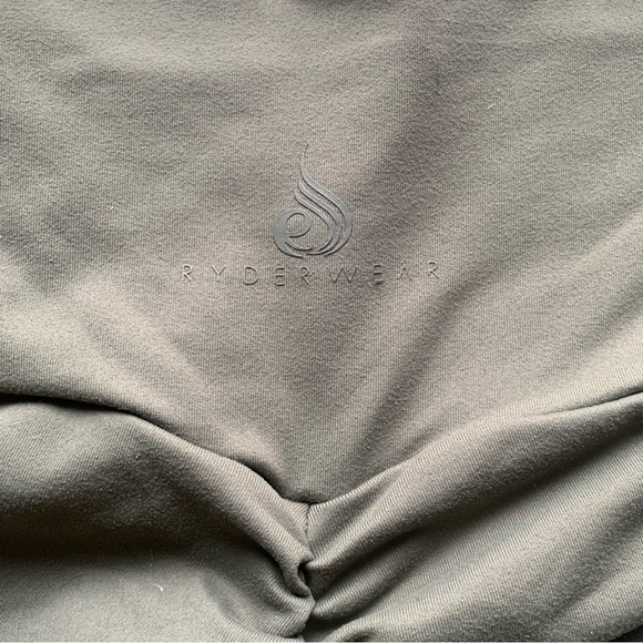 Ryderwear motion 7/8 scrunch bum leggings medium - Picture 10 of 12